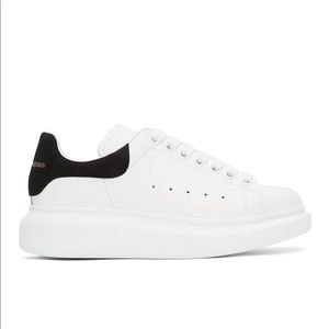 NEW Mens Alexander McQueen Sneaker Size 10
